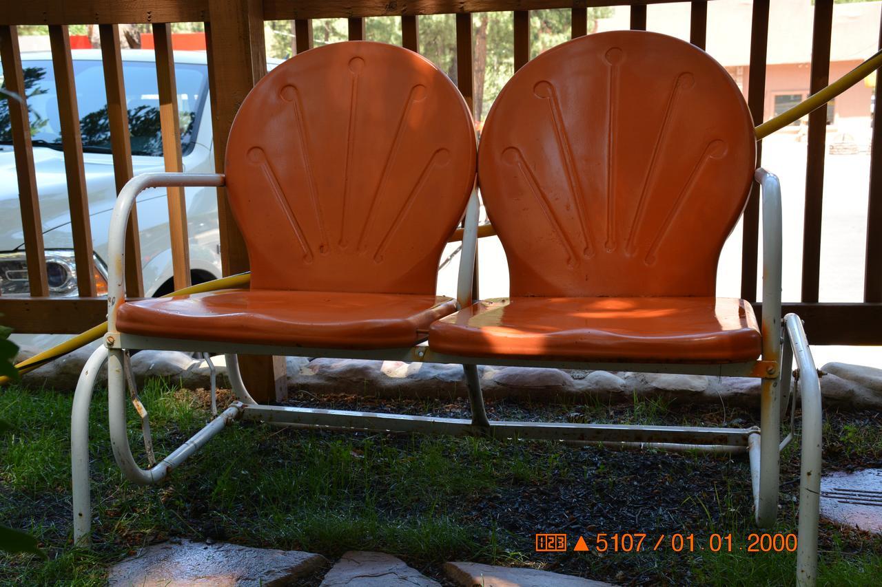 Sitzmark Chalet Inn Ruidoso Bagian luar foto