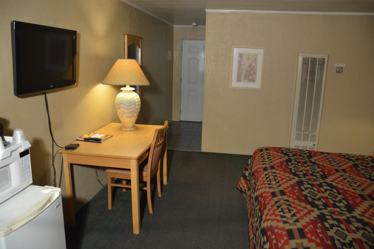 Sitzmark Chalet Inn Ruidoso Bagian luar foto