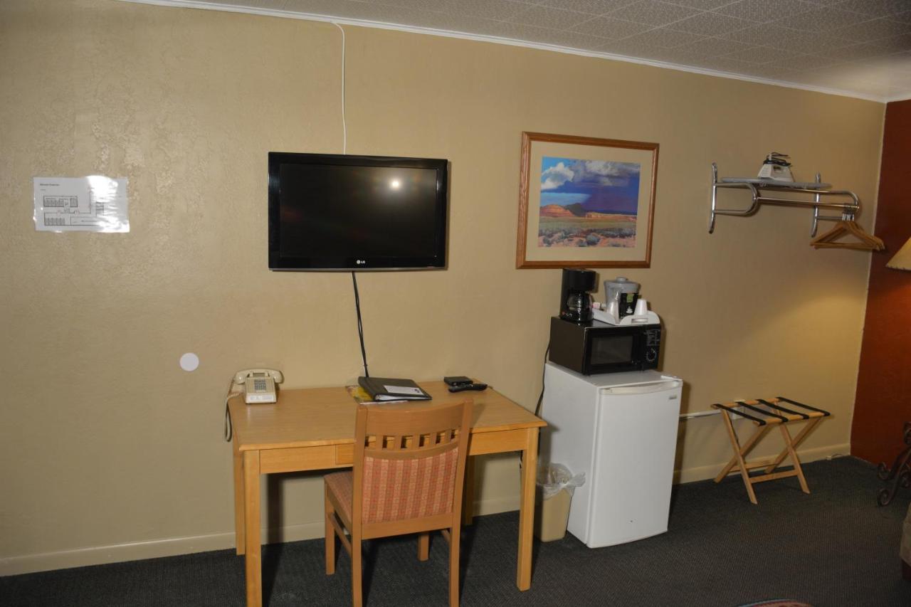 Sitzmark Chalet Inn Ruidoso Bagian luar foto