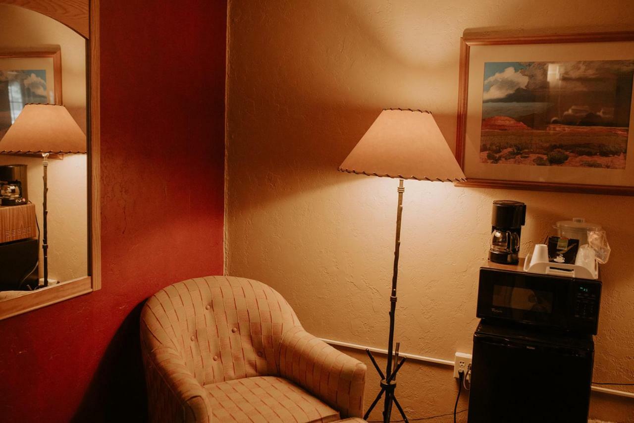Sitzmark Chalet Inn Ruidoso Bagian luar foto
